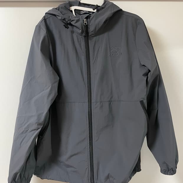 아크테릭스 바람막이