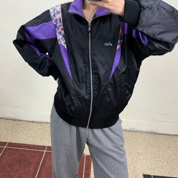 아식스 올드스쿨 패딩점퍼