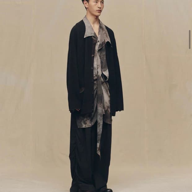 지기첸 25FW 크루넥 가디건