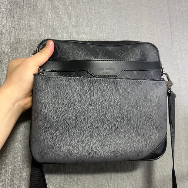 신형 루이비통 트리오 메신저백 리뉴얼버전