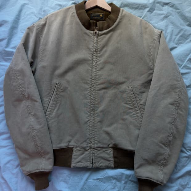 비즈빔 25SS 컨트라리 뎁트 하트만 자켓 카키