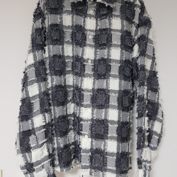 1) 웨이비니스 스퀘어 태슬 체크 셔츠 그레이