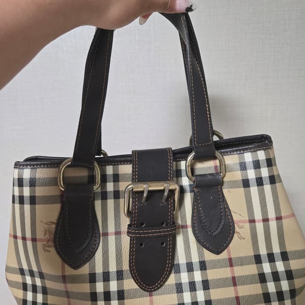 버버리 체크 토트백 정품