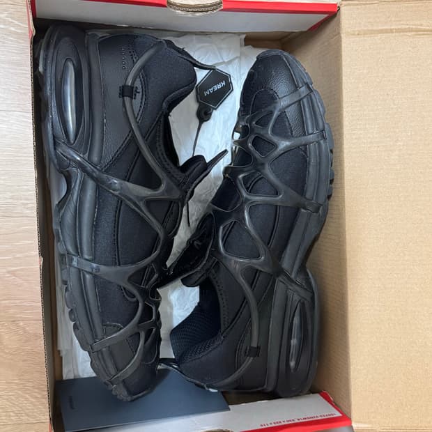 나이키 에어 쿠키니 트리플블랙 280