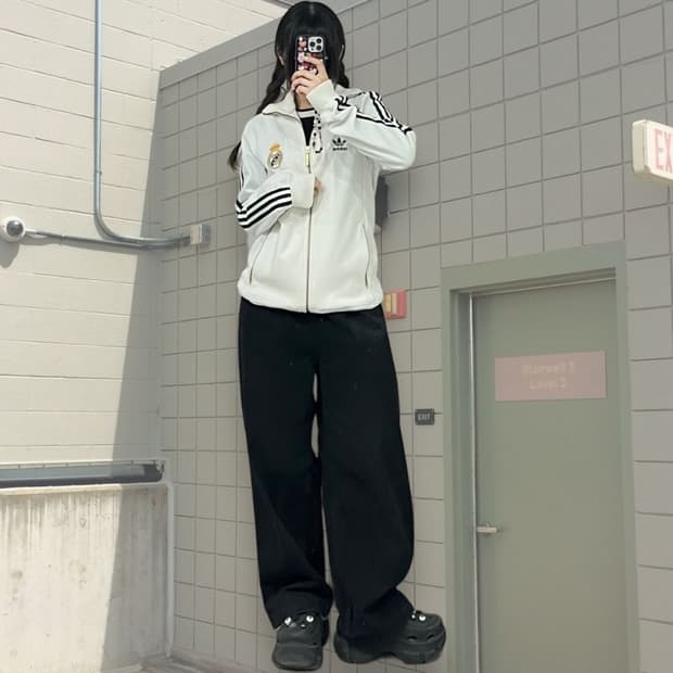 아디다스 레알마드리드 화이트 트랙탑