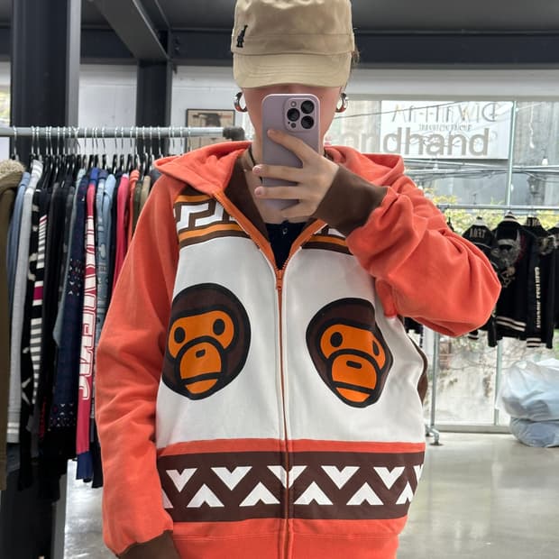 베이프 베이비마일로 패턴 래글런 후드집업