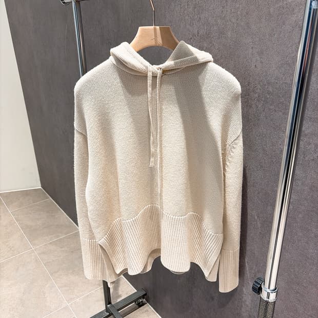 (정품/새상품) 토템 여성 라이트샌드 시그니처 후드 니트