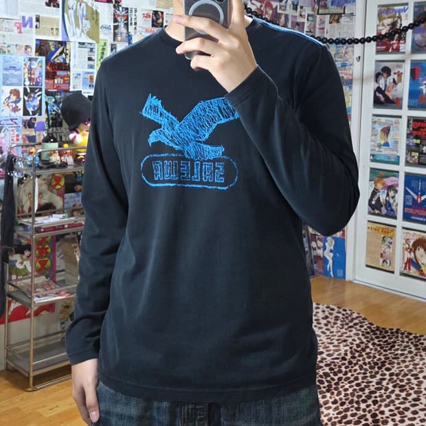 블루 스티치 이글 프린팅 롱슬리브