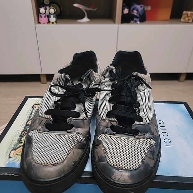 발렌시아가 카모 스니커즈