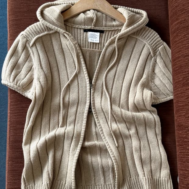 Fuff sleeve design zip hooded knit jacke