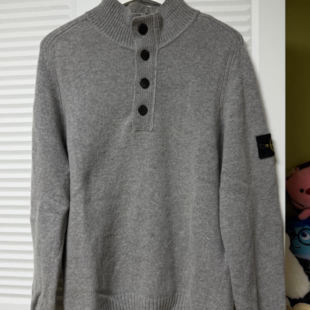 스톤아일랜드 반집업 니트 그레이