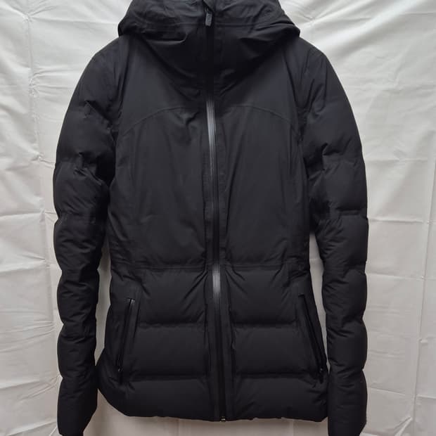 룰루레몬 구스다운 푸퍼 패딩