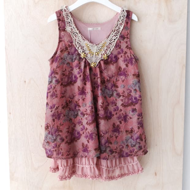 axes femme) flower lace sleeveless