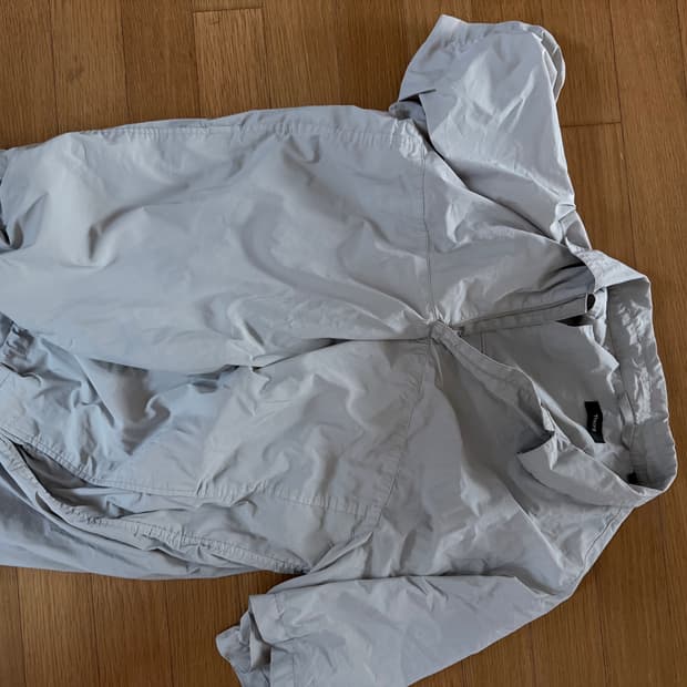 띠어리 아노락 라지사이즈 팝이다
