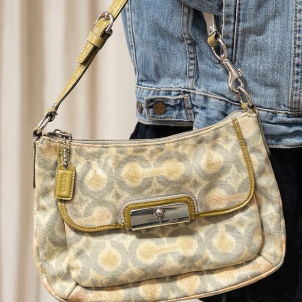 코치 빈티지 Y2K 시그니처 캔버스 미니숄더백