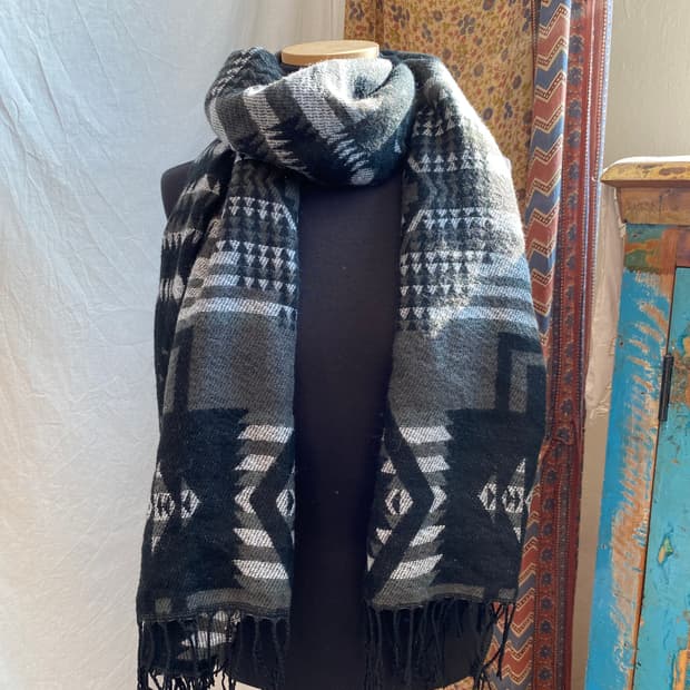 에스닉 숄머플러