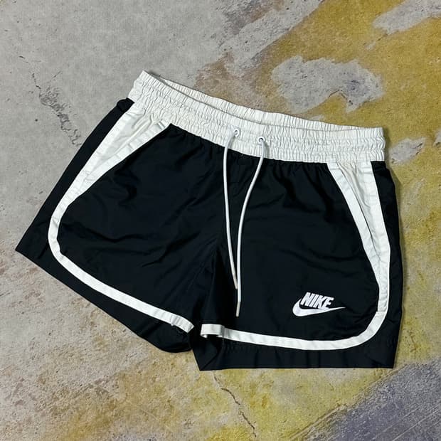 나이키 나일론 여성 반바지
