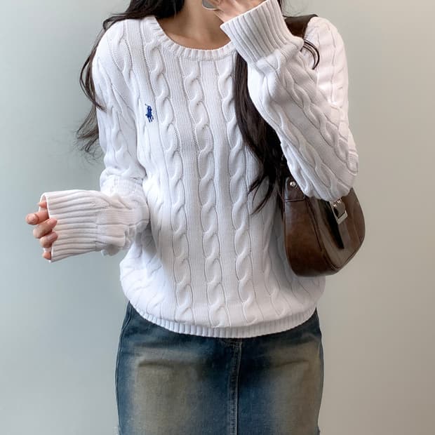 폴로 니트 