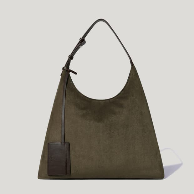 오브히 플럼 스웨이드 숄더백 카키 브라운