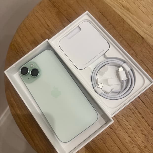 [최최상급! 상태 거의완벽!]민트 아이폰 15 256GB 육안으로보이는 