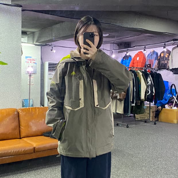 나이키 agc 스톰핏 투웨이 바람막이 B4165