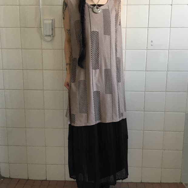 Punching pattern point sleeveless