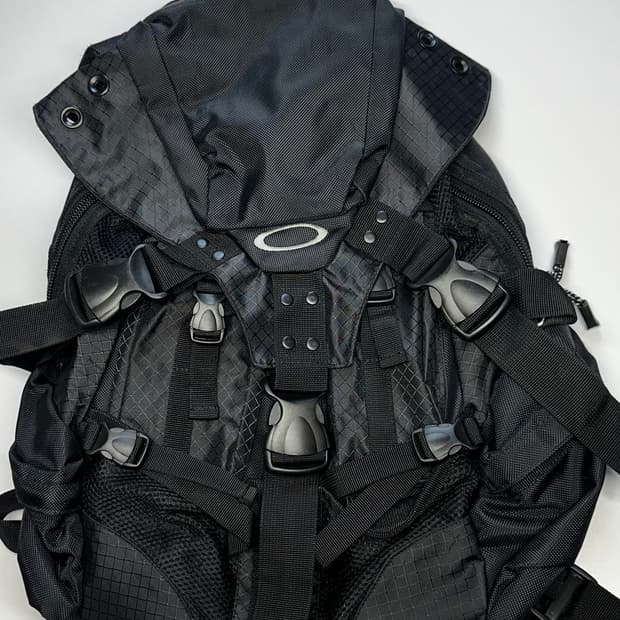 오클리 블랙 백팩 가방