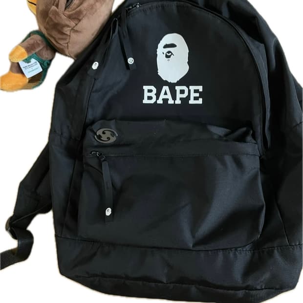 베이프 백팩