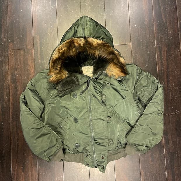 N2b 점퍼 오리지널