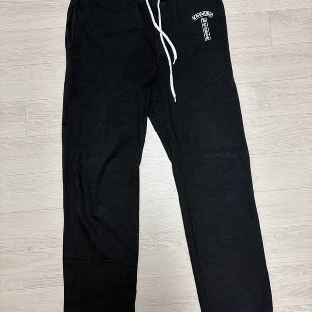 크롬하츠 T바 홀스슈 트레이닝 팬츠