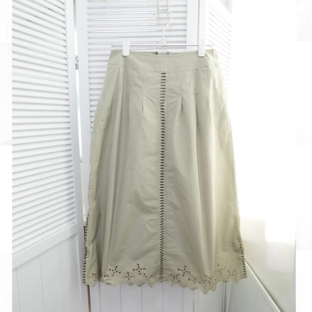 센소유니코 이오콤이오 커팅 스커트