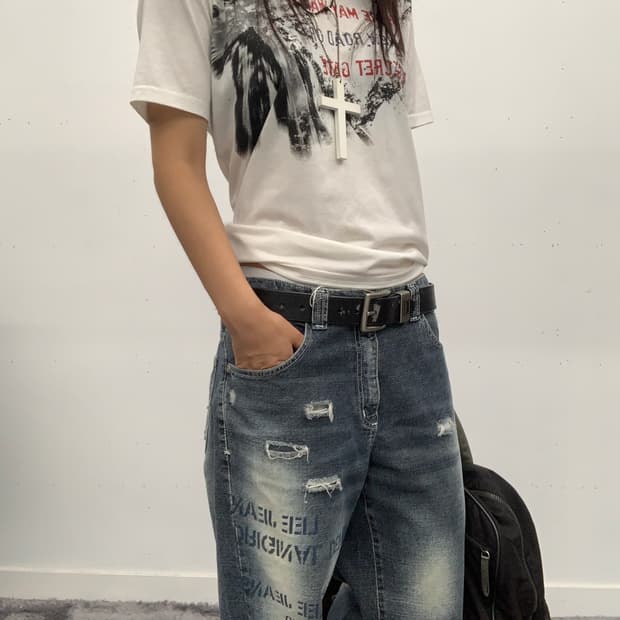 펑크 브이넥 티셔츠