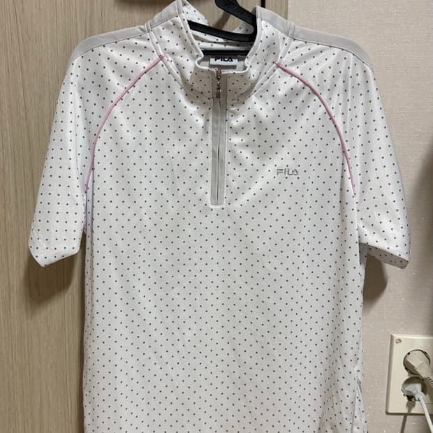 빈티지 휠라 도트 반집업 반팔