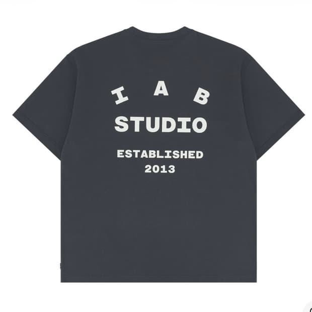 (M)아이앱 스튜디오 2026 반팔 티셔츠 챠콜 차콜