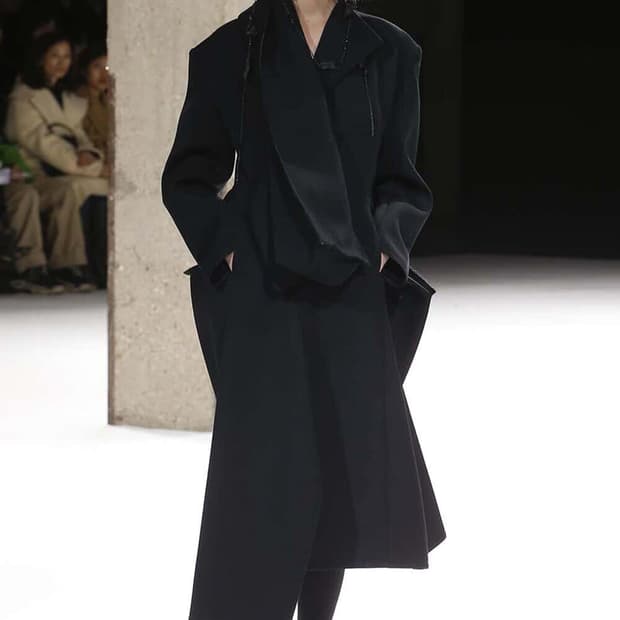 요지야마모토 펨므 FW18 드레이프 롱코트