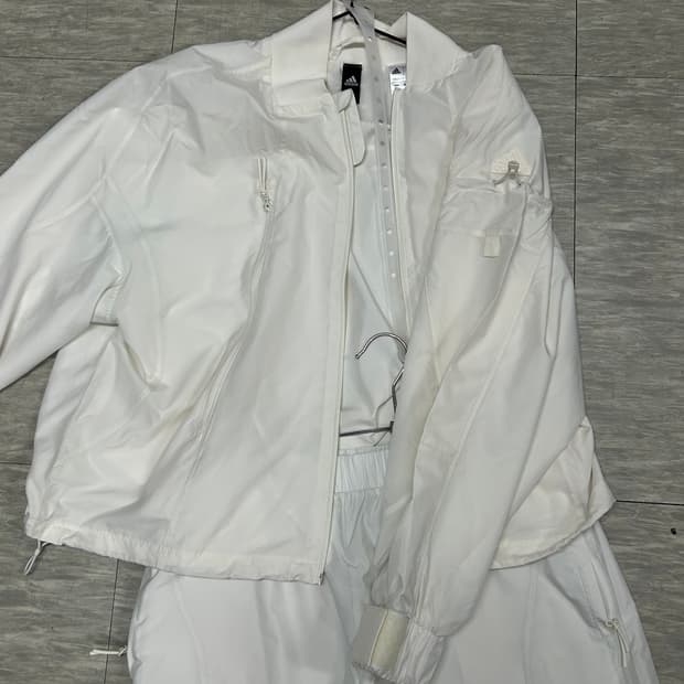 아디다스 여성 화이트 트레이닝복 세트 95추천