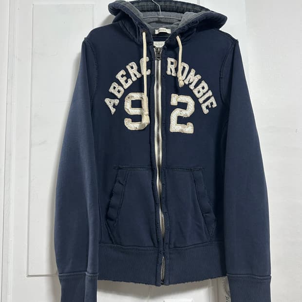 아베크롬비 로고 후드집업