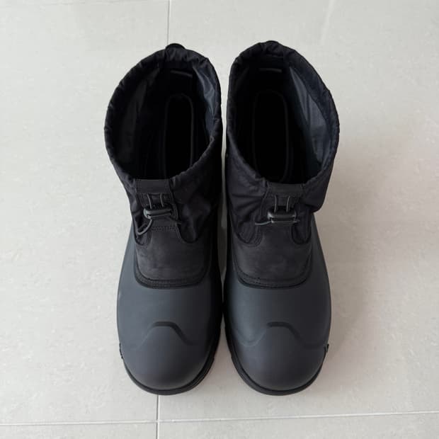 ROA LOW TOP RUBBER BOOT BLACK