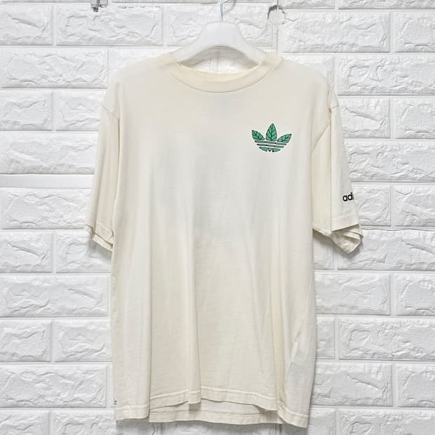 아디다스 오리지널스 반팔티 S 크림색