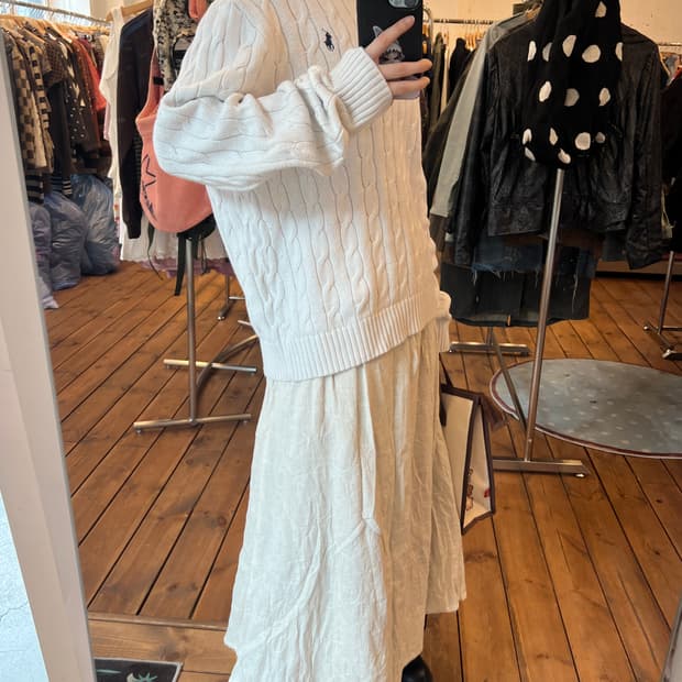 폴로 화이트 꽈배기 니트