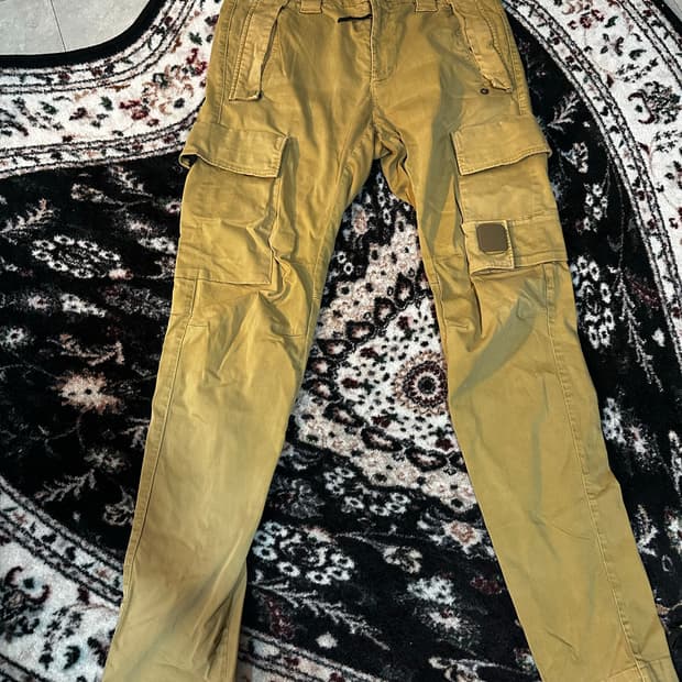 C.P Company 카고 바지 베이지 