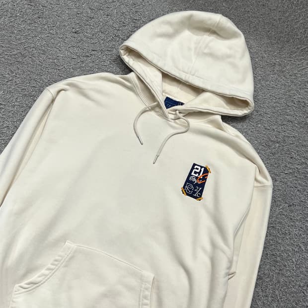 [100-105] 로맨틱크라운 후드티