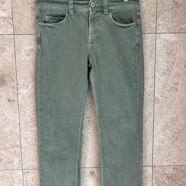 로로피아나 남성 올리브색 데님 바지 32사이즈 정품
