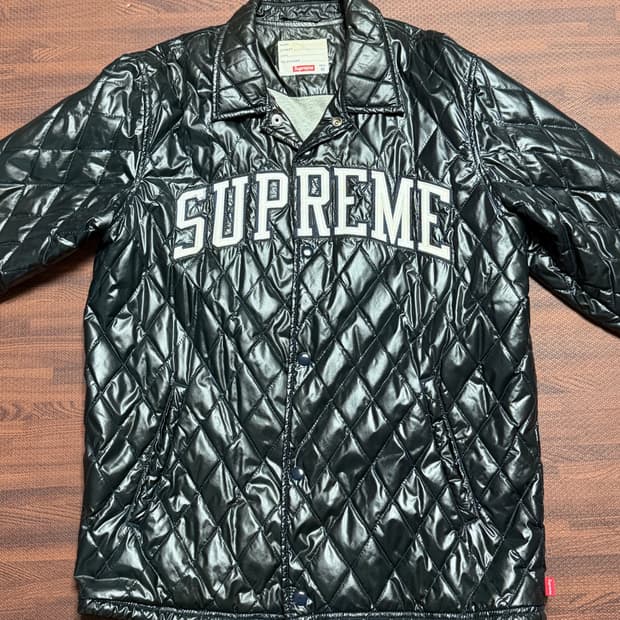 SUPREME 퀄팅 자켓