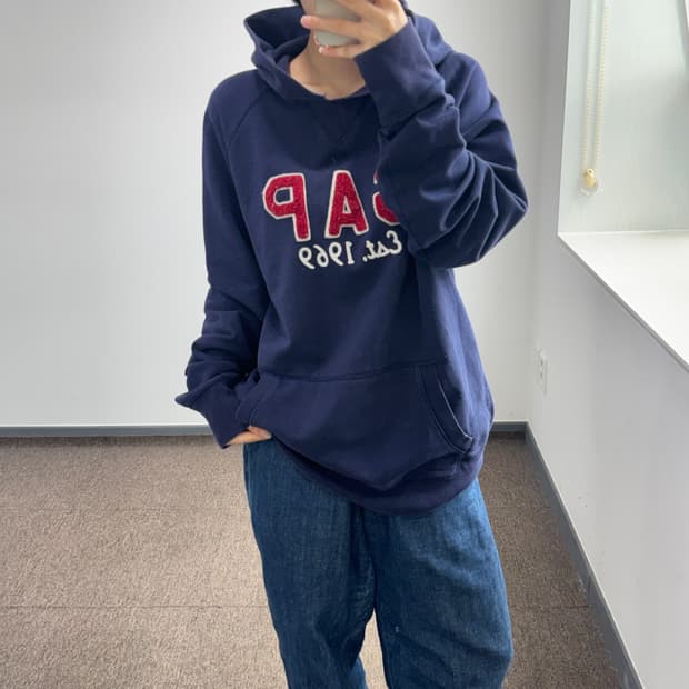 Gap 갭 레드 로고 네이비 후드티
