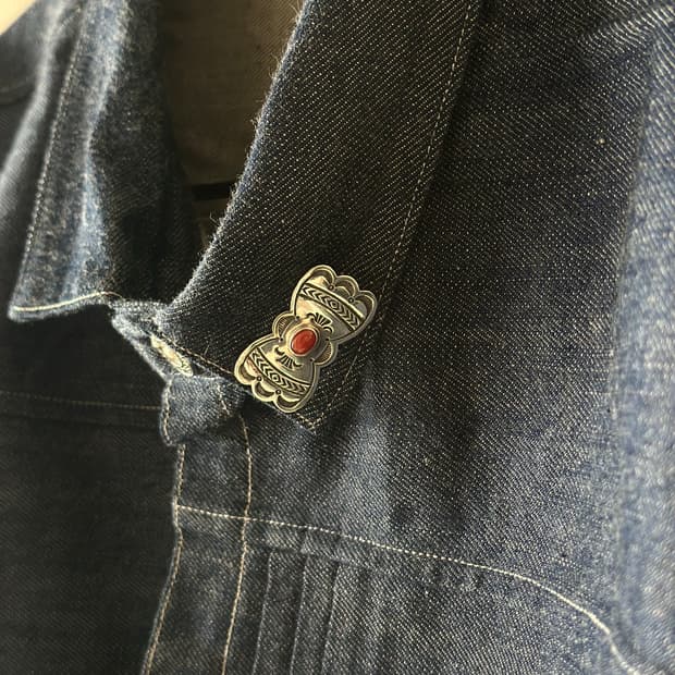 [네이티브 아메리칸]스탬프 워크 코럴 브로치 Lloyd Nelson