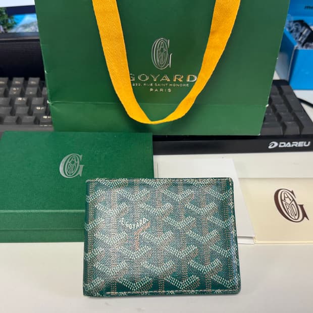 고야드 빅투와르 반지갑 그린 풀구성