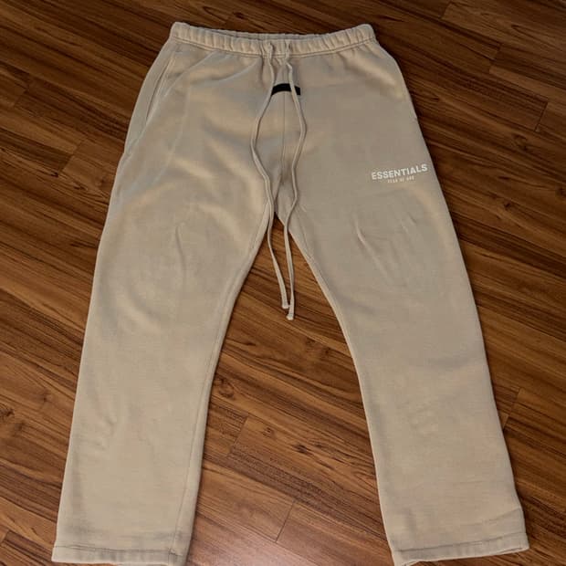 에센셜 스웨트팬츠 브라운 M