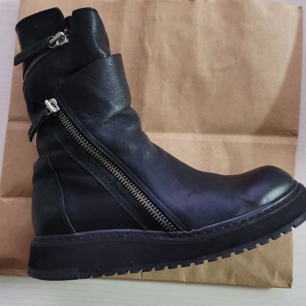 [41]신지아 아리아 사이드 지퍼 스파이럴 부츠 블랙