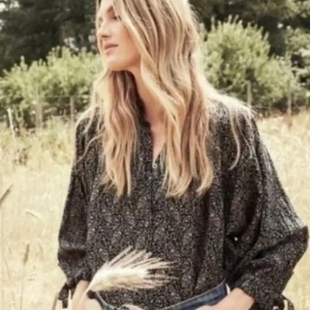 도엔 doen - black paisely rose top 블라우스